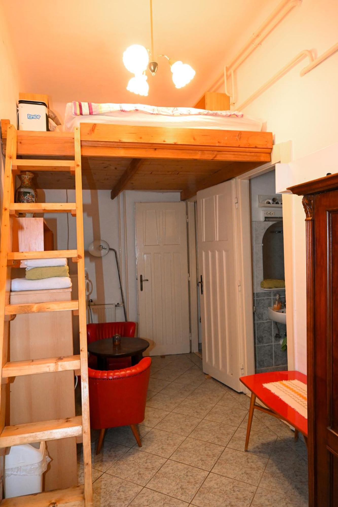 Apartamento Downtown Cozy Private Studio For 1-2 People *